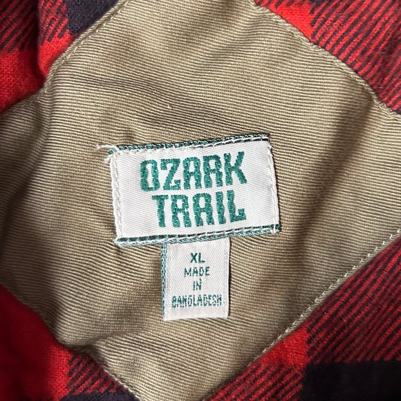 Ozark Trails mens vest XL - Picture 2 of 2